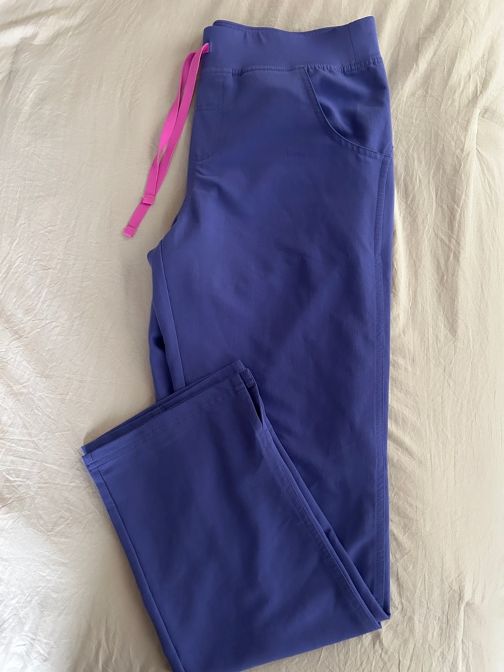 NWOT Figs Technical Collection Scrub Pants - Size Medium Tall